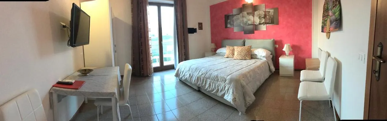 G&G Bed&Breakfast And Apartments Garda  Bed & Breakfast